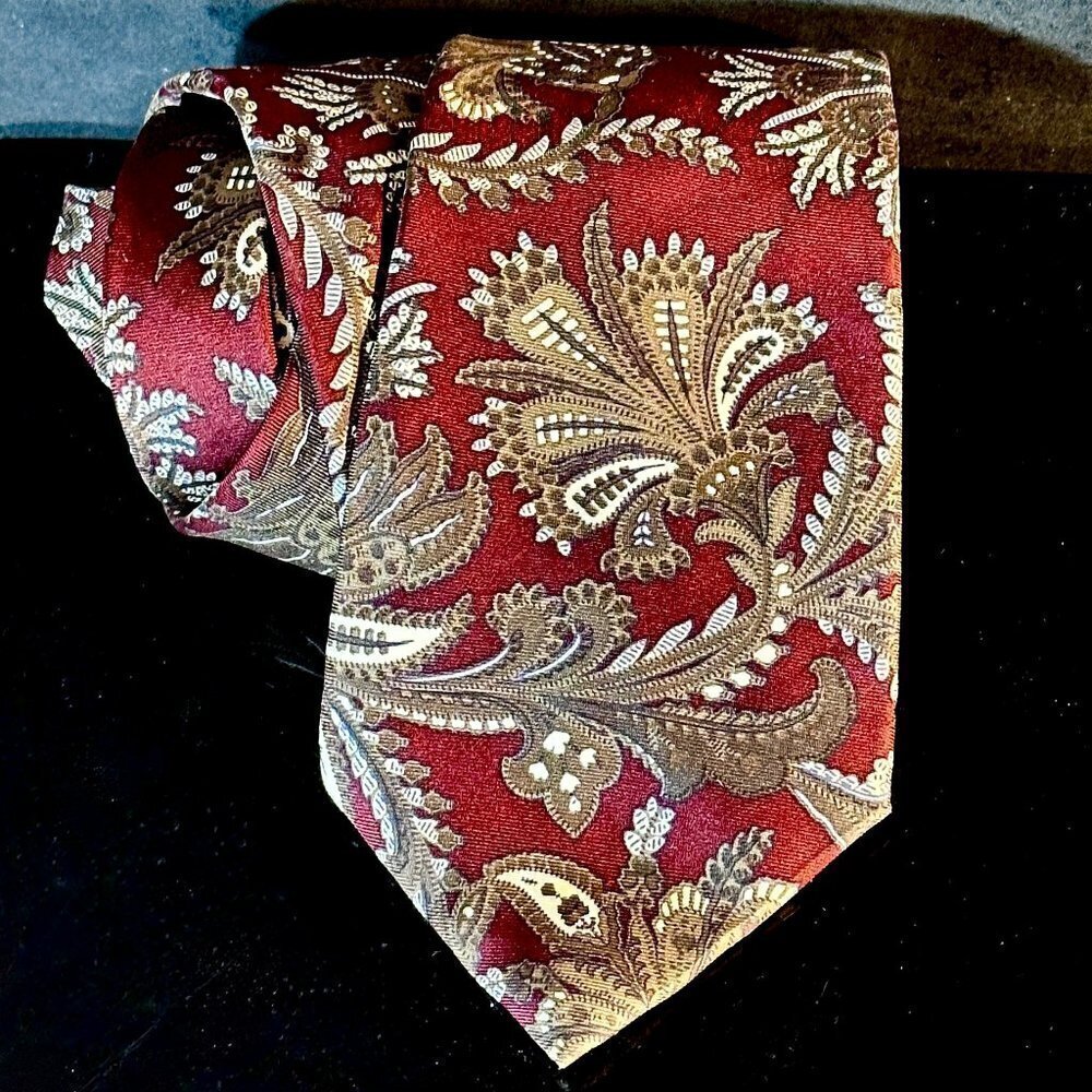 Dior Mid Century Modern Ties Neckwear Tie 100% All Silk Brown Baroque Paisley